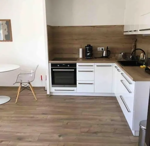 Lovely Flat With Large Terrace *