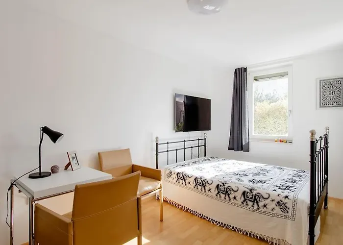 Lovely Flat With Large Terrace Apartmán Hévíz