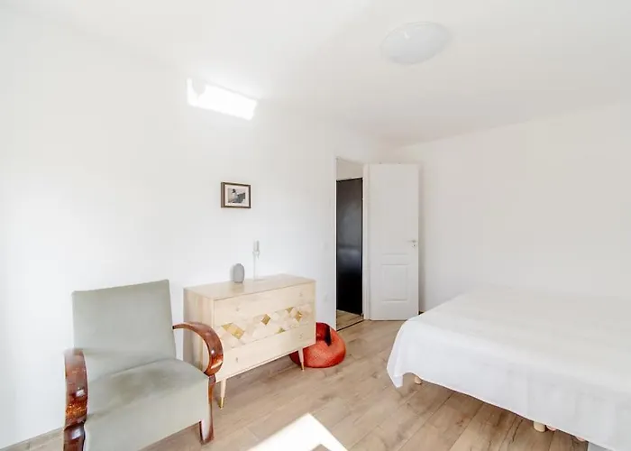 Apartmán Lovely Flat With Large Terrace *